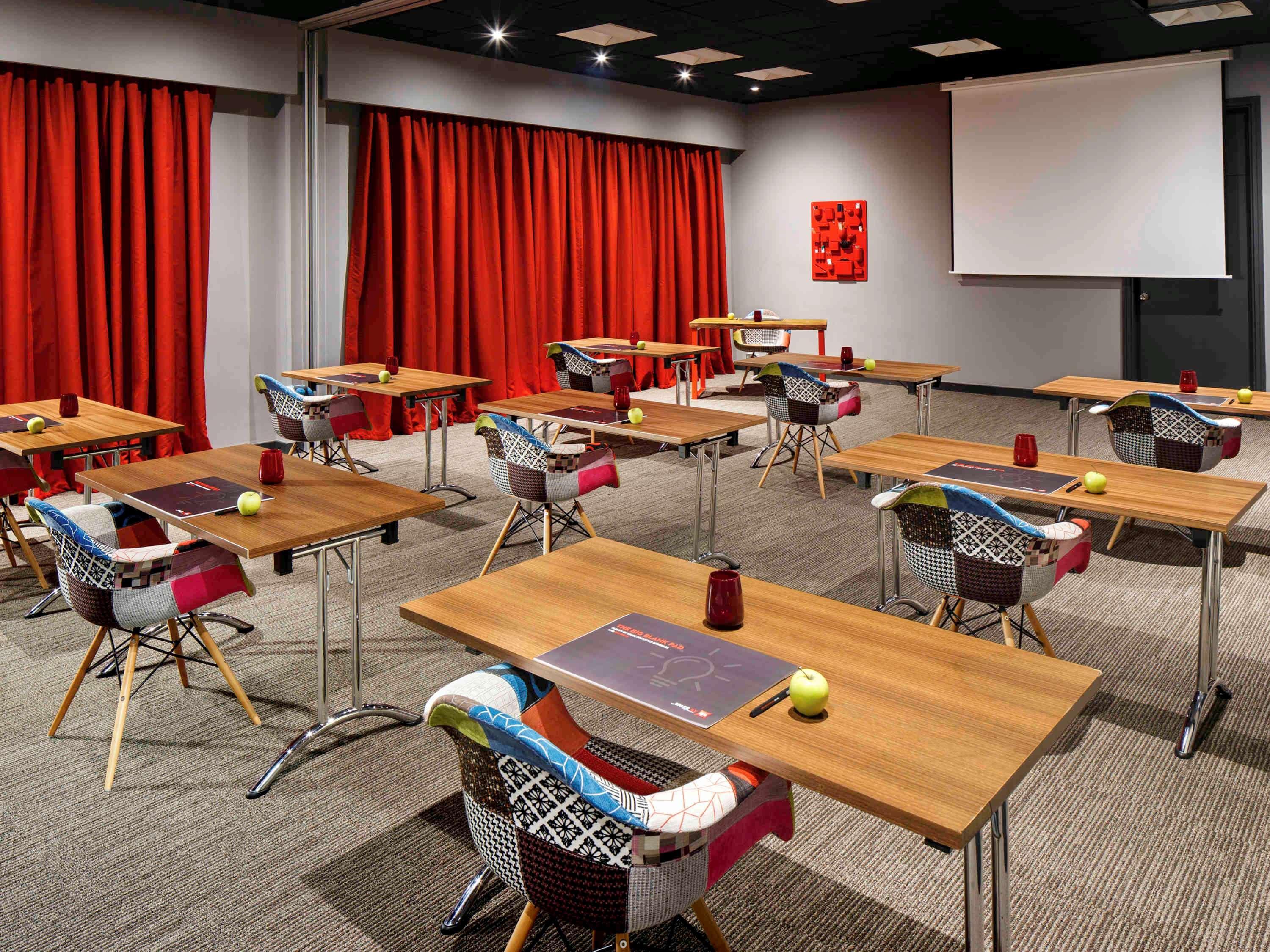 Ibis Hotel 3*